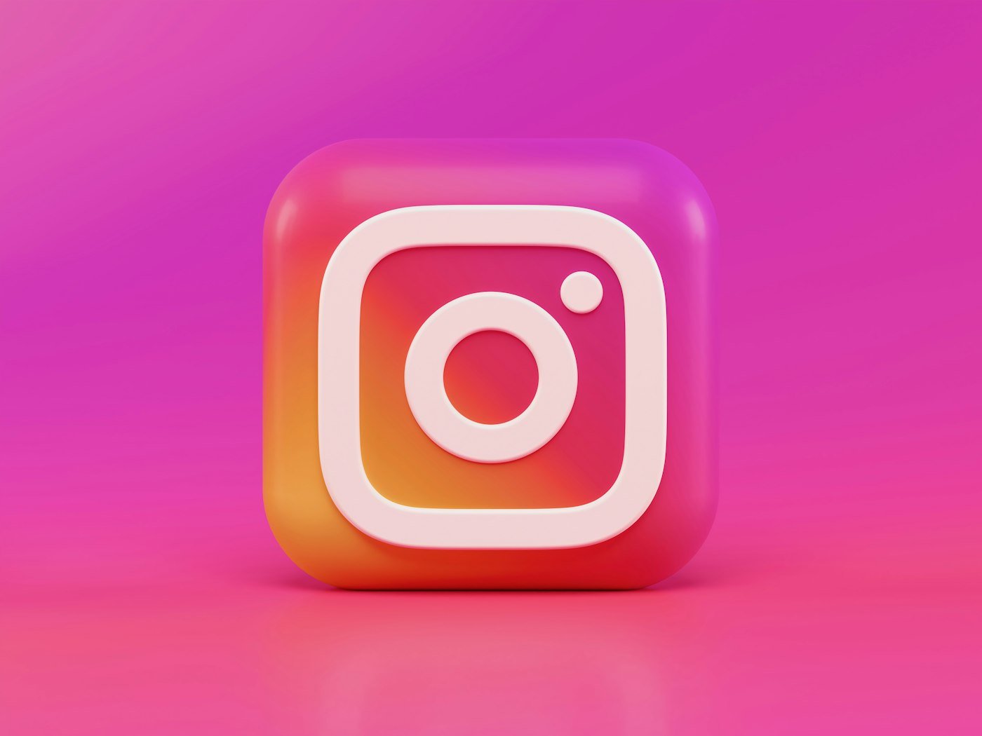 What Small Businesses Should Stop Posting on Social Media